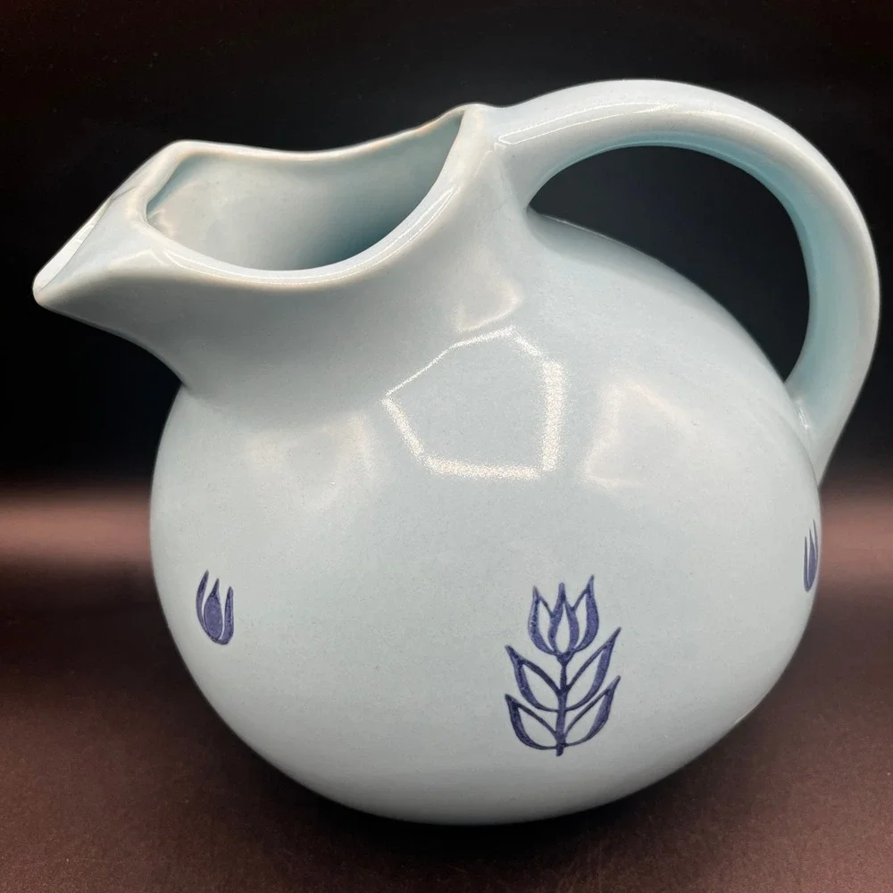Blue USA Pottery‎ Farmhouse Tilt Ball Pitcher w/ Ice Lip 6.5